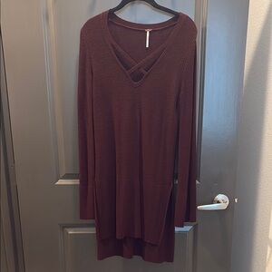 Free People Burgundy V-Neck Long Sleeve Tunic Sweater Dress - Size M